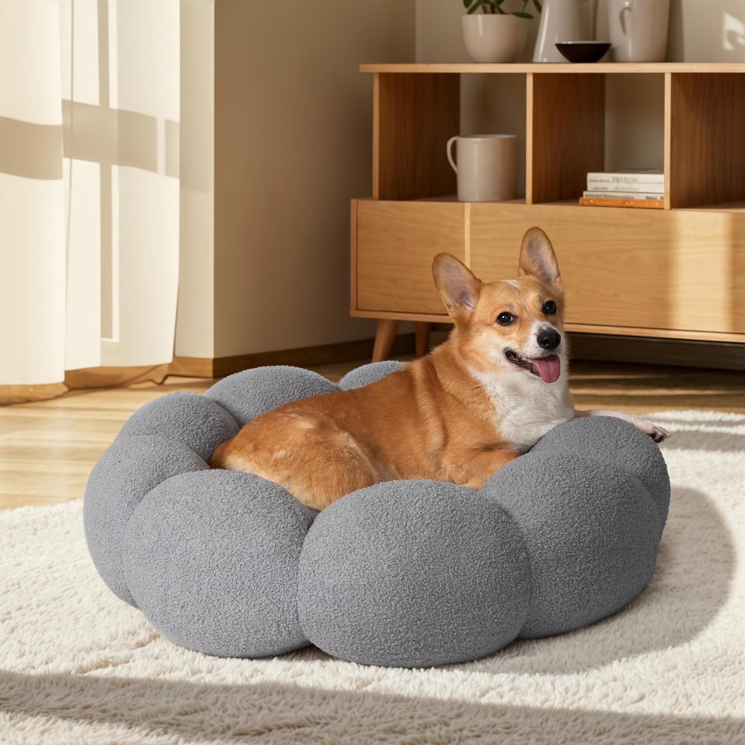 Calming Fluffy Flower Washable Pet Bed