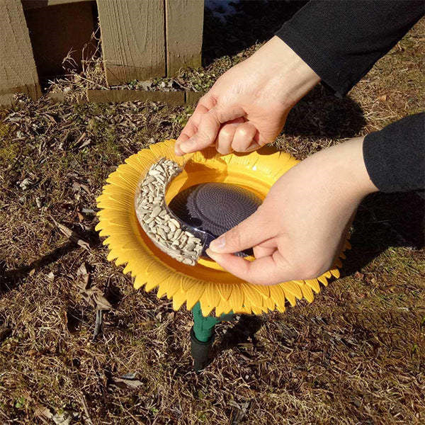 Outdoor Sunflower Bird Feeder